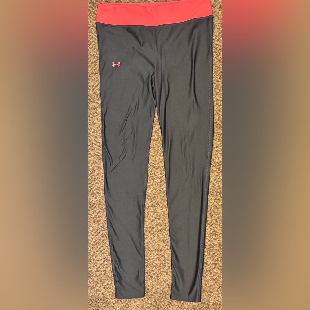 Under Armour women’s Dark Gray Leggings